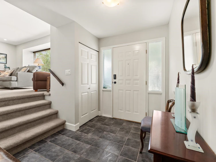 642 26th Crescent, North Vancouver, BC, V7N 4J6 - 6