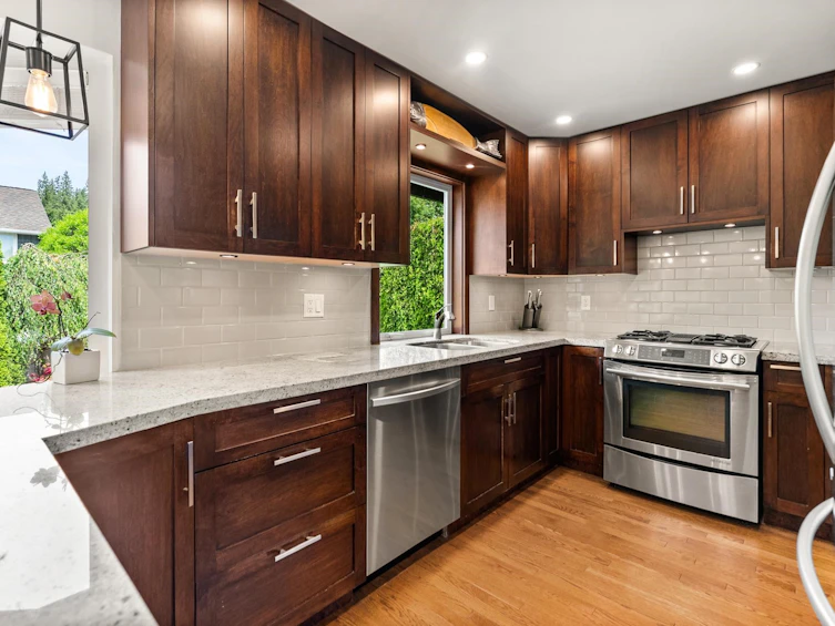 642 26th Crescent, North Vancouver, BC, V7N 4J6 - 13