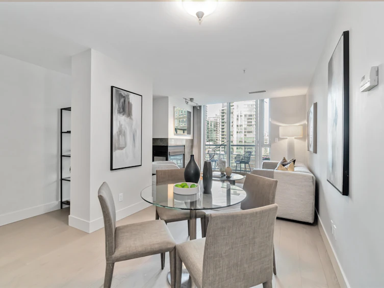 1007-590 Nicola Street, Vancouver, BC, V6G 3J8 - 12