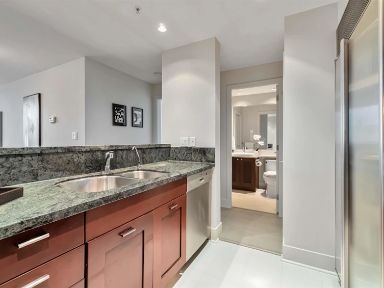 1007-590 Nicola Street, Vancouver, BC, V6G 3J8 - 17