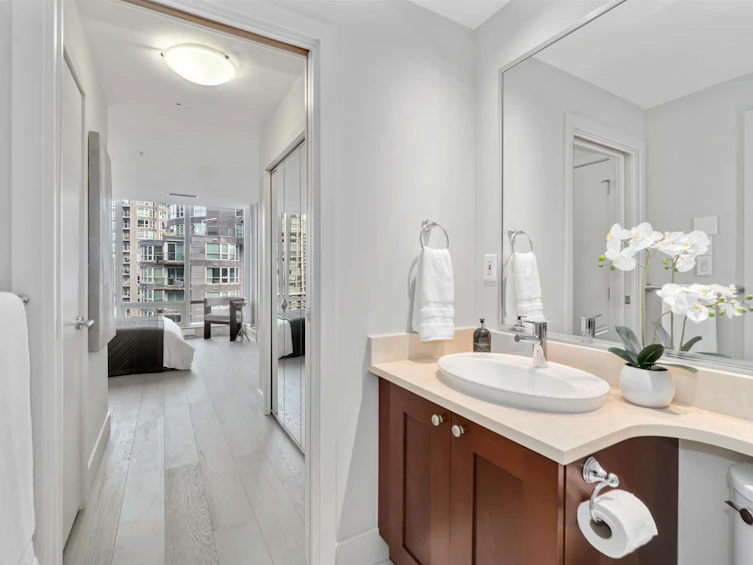 1007-590 Nicola Street, Vancouver, BC, V6G 3J8 - 20