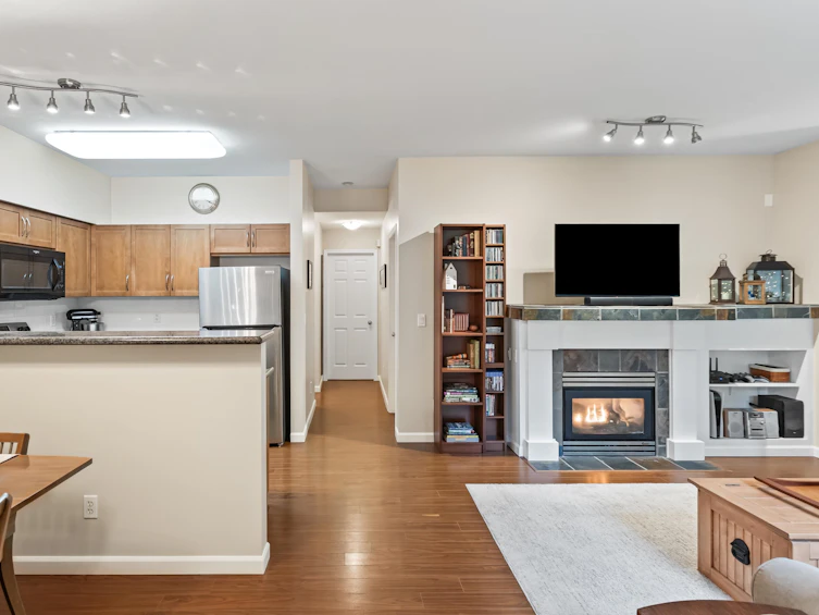 68-15 Forest Park Way, Port Moody, BC, V3H 5G7 - 3