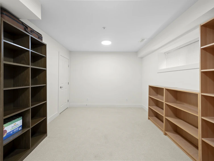 896 W 58th Avenue, Vancouver, BC, V6P 6Y3 - 30