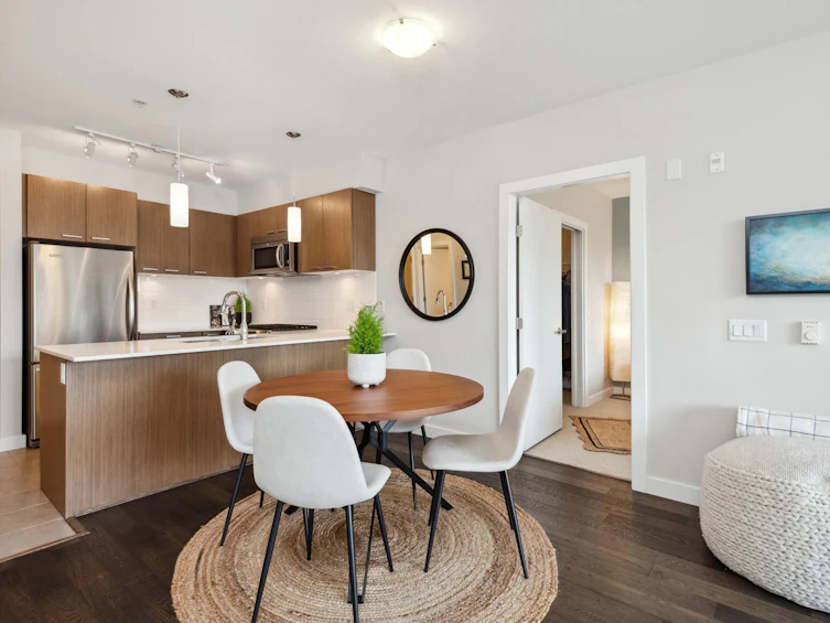 306-1330 Marine Drive, North Vancouver, BC, V7P 1T4 - 9
