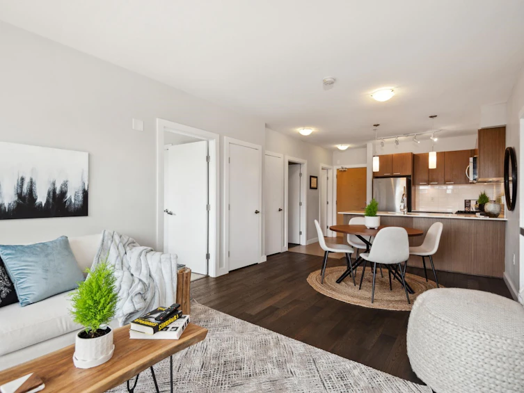 306-1330 Marine Drive, North Vancouver, BC, V7P 1T4 - 5