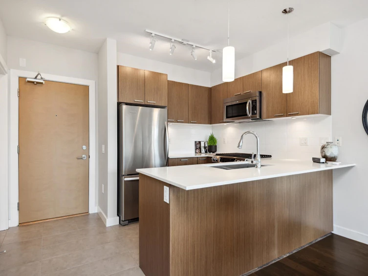 306-1330 Marine Drive, North Vancouver, BC, V7P 1T4 - 10