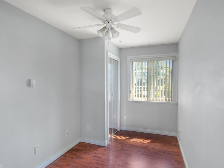743 Durward Avenue, Vancouver, BC, V5V 2Y9 - 33