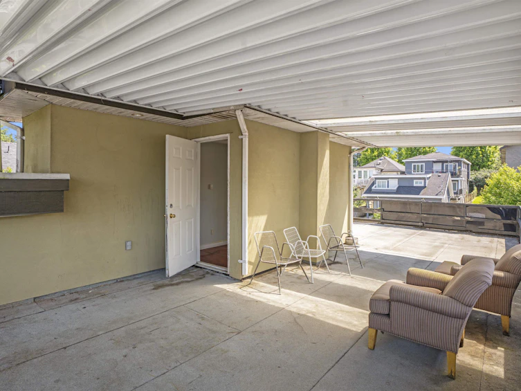 743 Durward Avenue, Vancouver, BC, V5V 2Y9 - 36