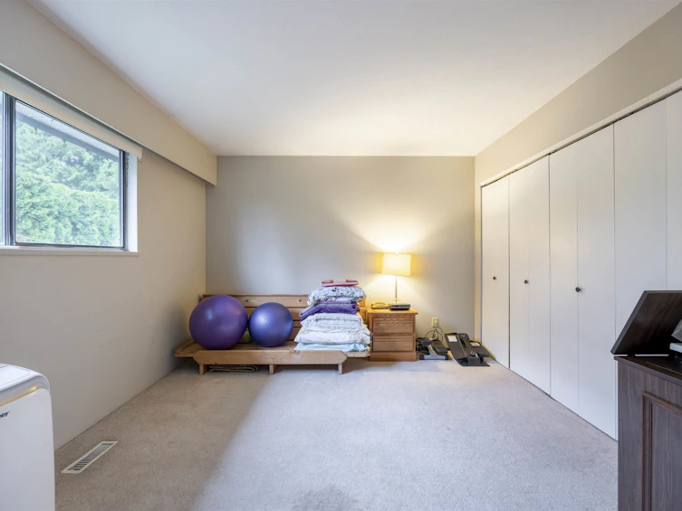 2480 Mclennan Avenue, Richmond, BC, V6X 2N7 - 4