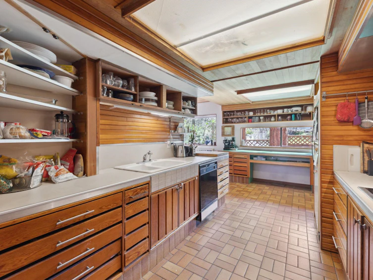 2240 Windridge Drive, North Vancouver, BC, V7H 1B5 - 12