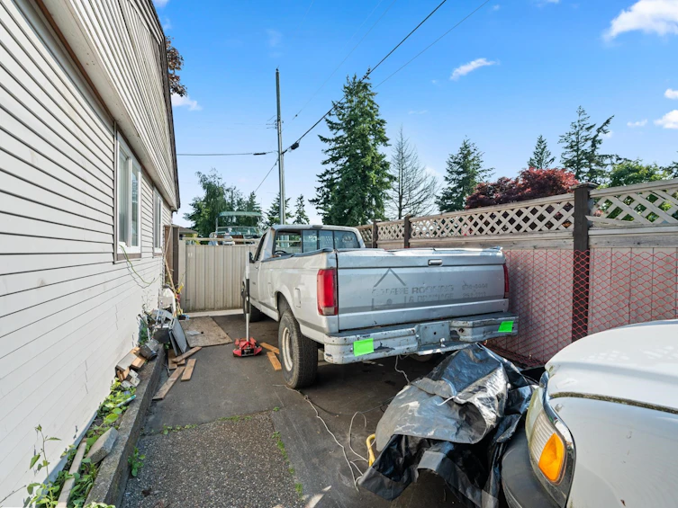 15661 Roper Avenue, Surrey, BC, V4B 2G9 - 18