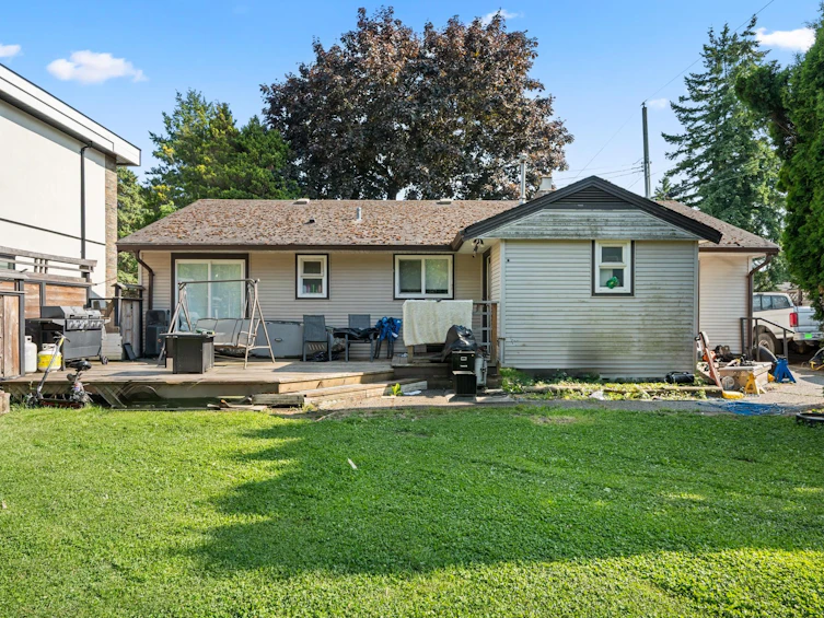 15661 Roper Avenue, Surrey, BC, V4B 2G9 - 17