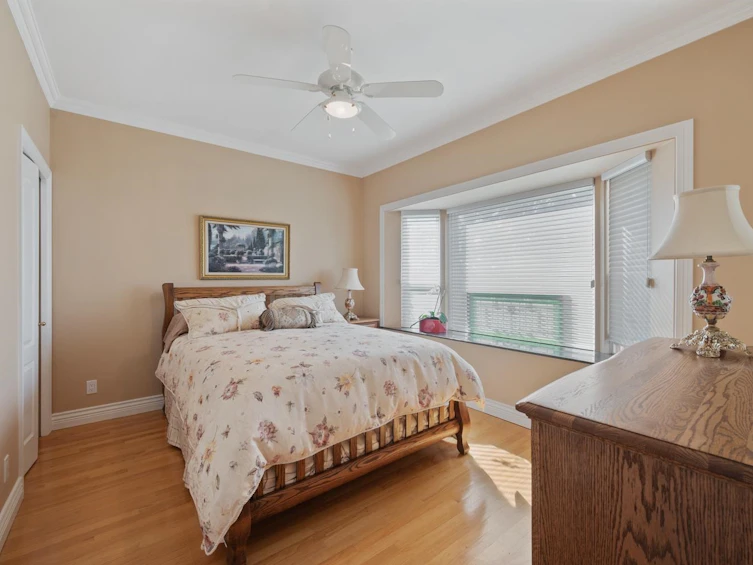 1627 E 34th Avenue, Vancouver, BC, V5P 1A2 - 10