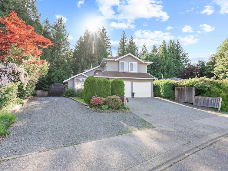 3055 Eastview Street, Abbotsford, BC, V2S 6W3 - 3
