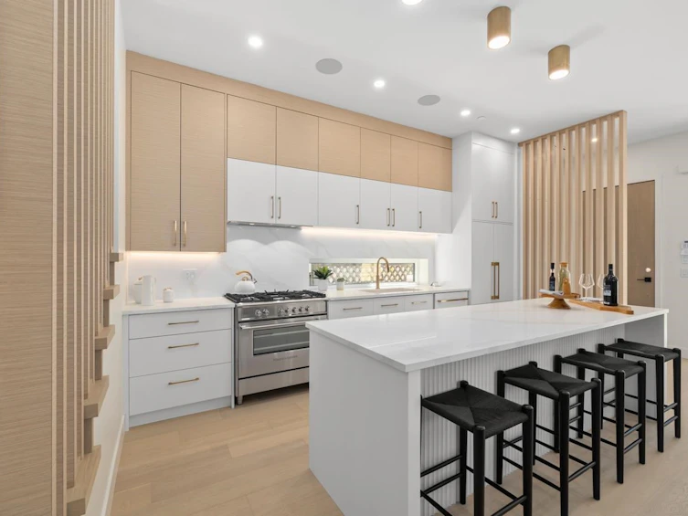 1-4648 Elgin Street, Vancouver, BC, V5V 4R8 - 9
