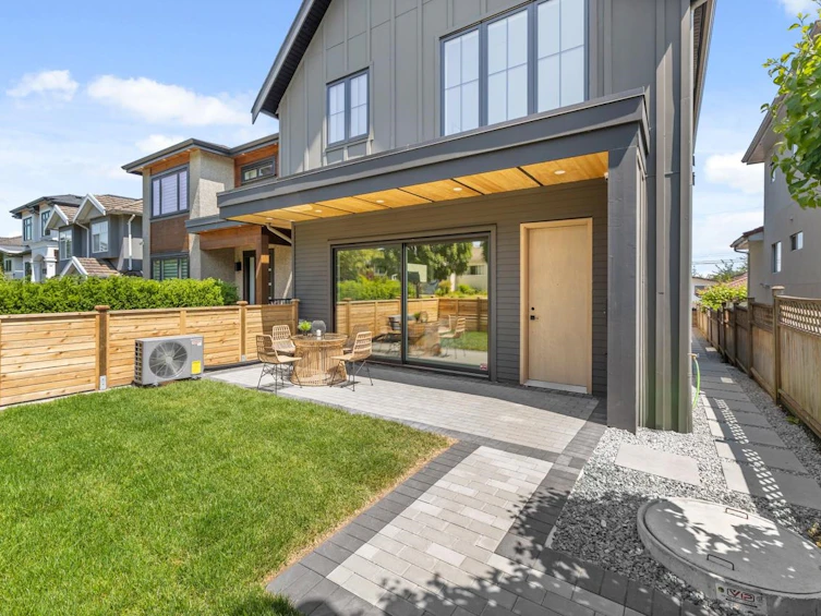 1-4648 Elgin Street, Vancouver, BC, V5V 4R8 - 2