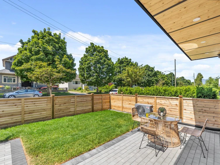 1-4648 Elgin Street, Vancouver, BC, V5V 4R8 - 3