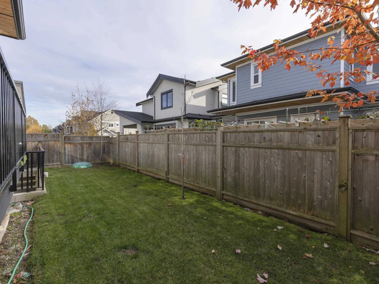 16696 18 Avenue, Surrey, BC, V3Z 9X5 - 23