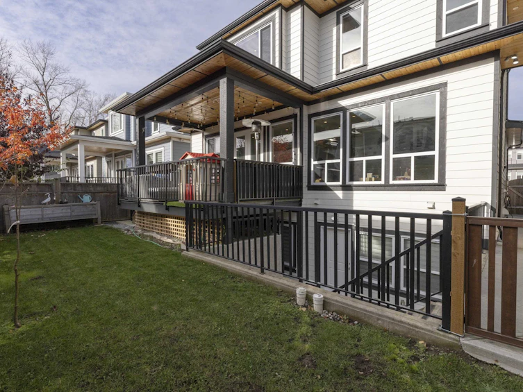 16696 18 Avenue, Surrey, BC, V3Z 9X5 - 24