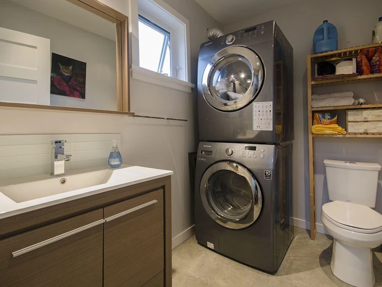328 E 22nd Street, North Vancouver, BC, V7L 3C7 - 39