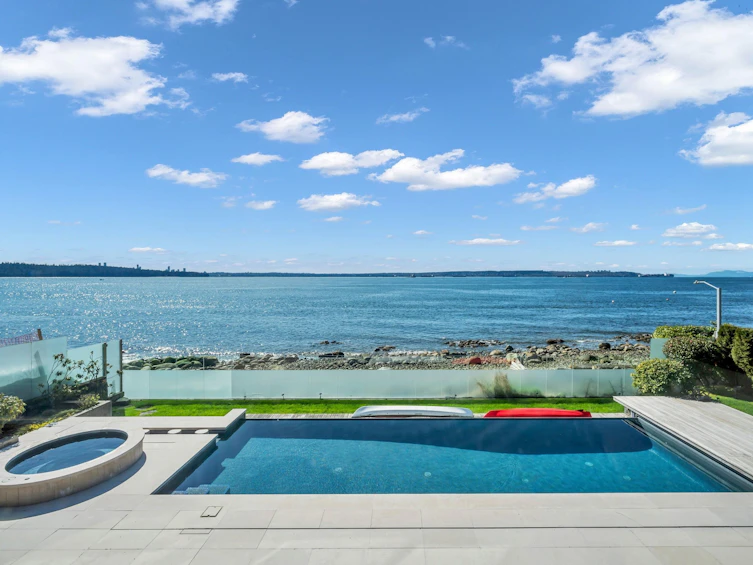 166 28th Street, West Vancouver, BC, V7V 4L5 - 2