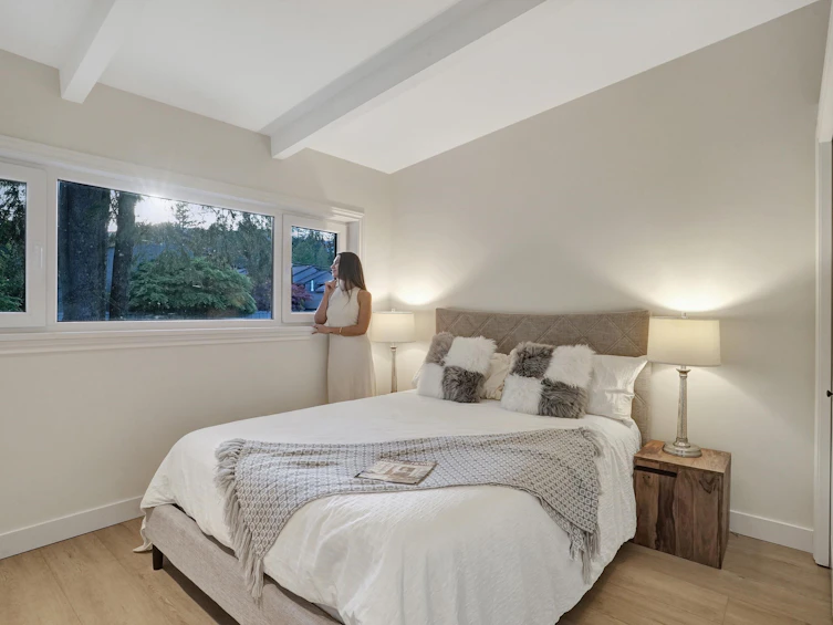4692 Glenwood Avenue, North Vancouver, BC, V7R 4G7 - 30