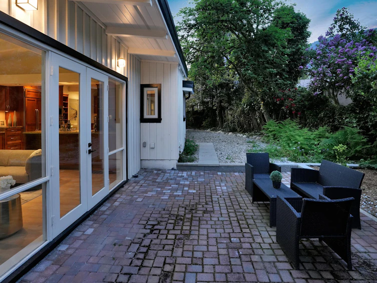 4692 Glenwood Avenue, North Vancouver, BC, V7R 4G7 - 36