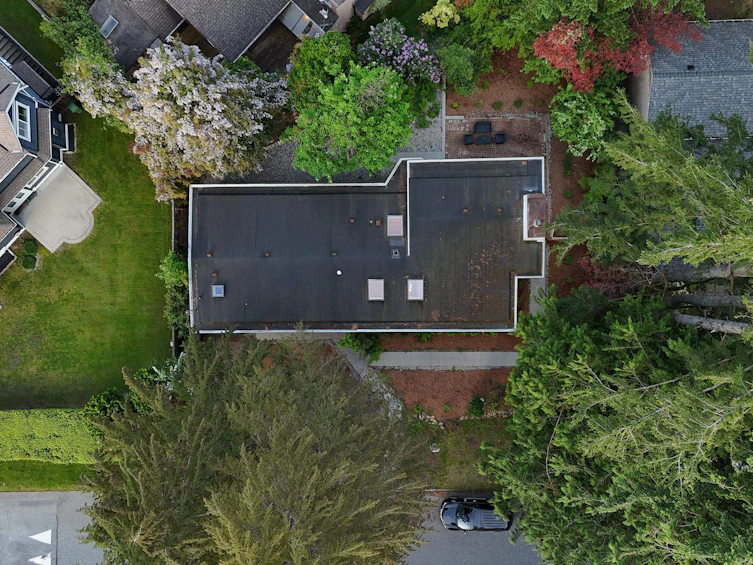 4692 Glenwood Avenue, North Vancouver, BC, V7R 4G7 - 39