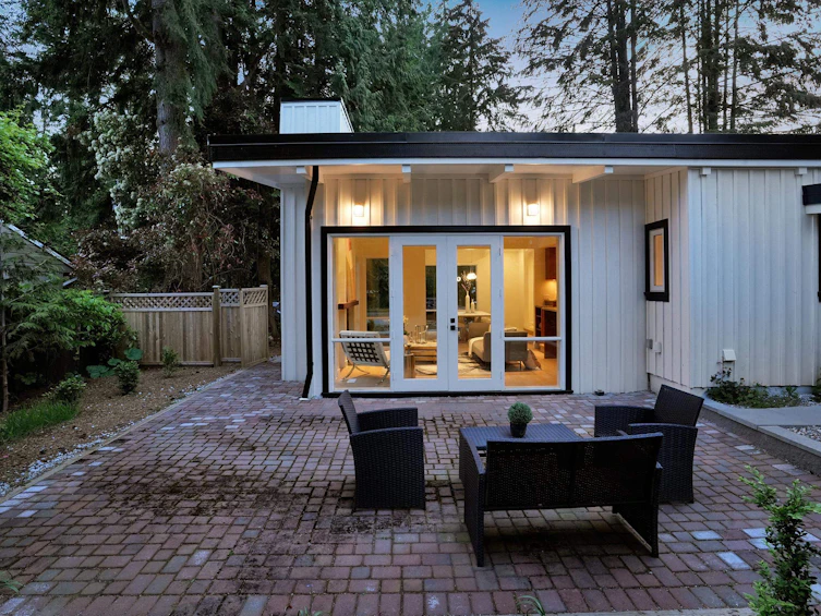 4692 Glenwood Avenue, North Vancouver, BC, V7R 4G7 - 37