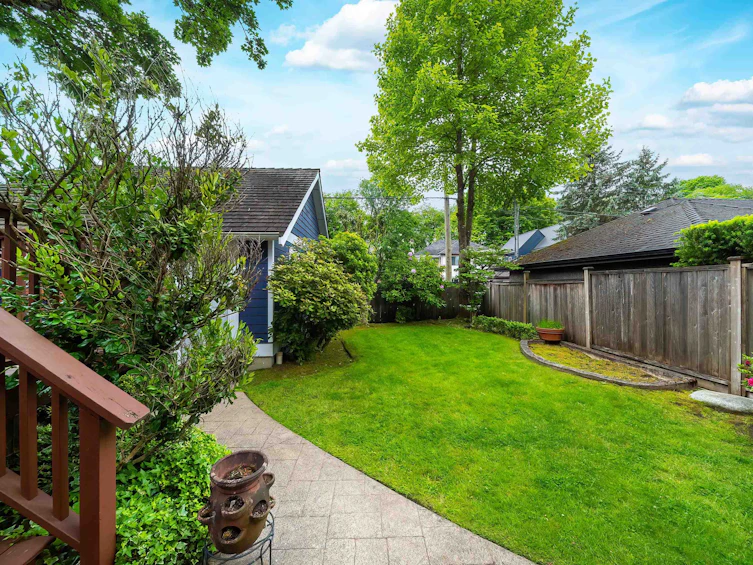 2716 W 37th Avenue, Vancouver, BC, V6N 2T6 - 38
