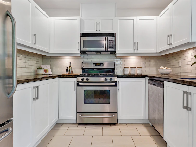 106-6328 Larkin Drive, Vancouver, BC, V6T 2K2 - 3