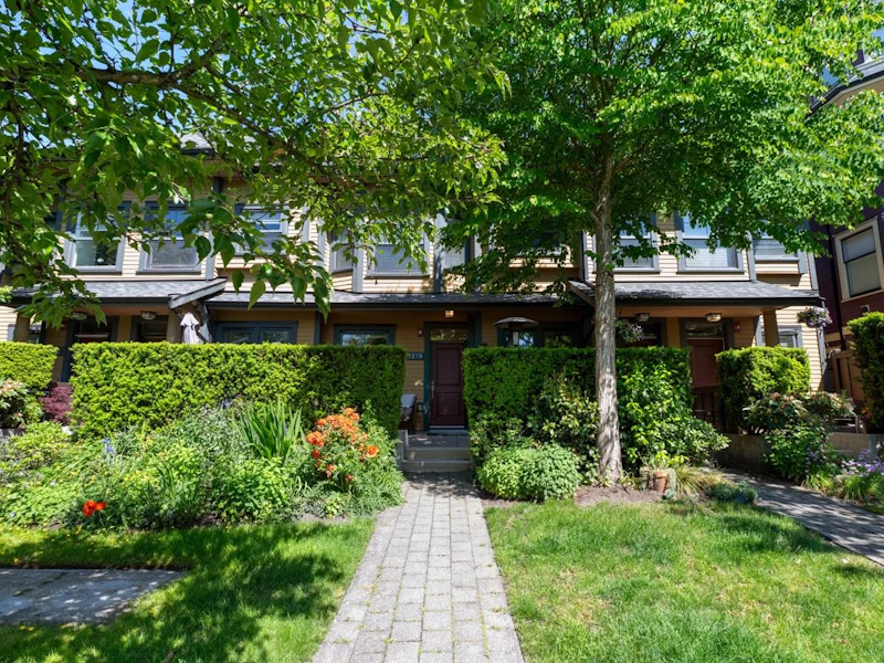 1278 Salsbury Drive, Vancouver BC V5L 0B2