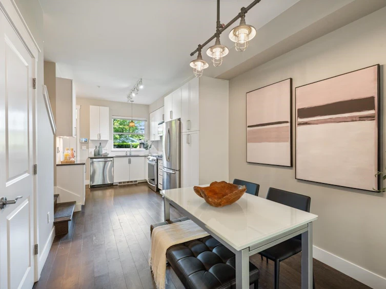 1278 Salsbury Drive, Vancouver, BC, V5L 0B2 - 8