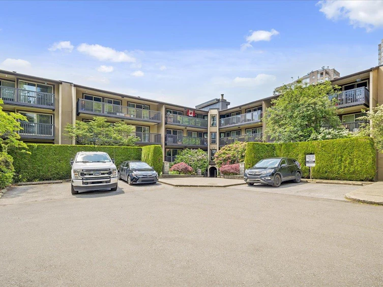 107-9847 Manchester Drive, Burnaby, BC, V5A 2C3 - 34