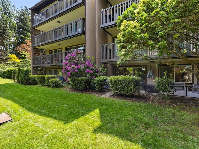 107-9847 Manchester Drive, Burnaby, BC, V5A 2C3 - 35