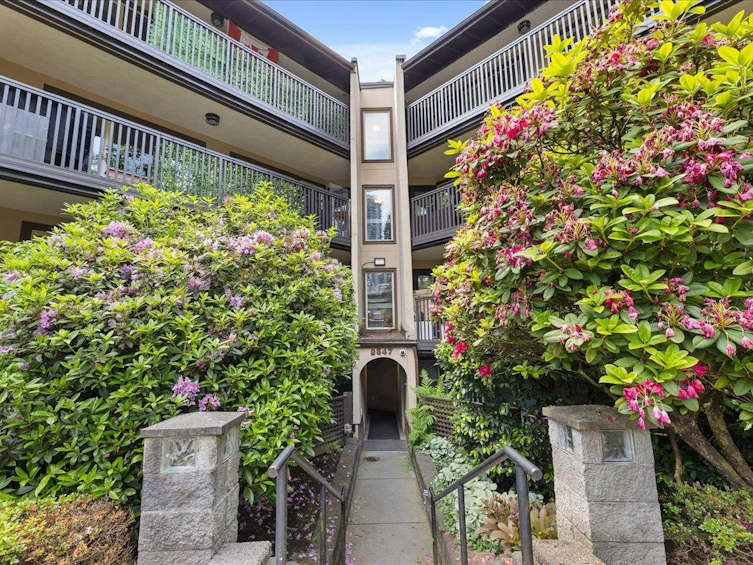 107-9847 Manchester Drive, Burnaby, BC, V5A 2C3 - 36