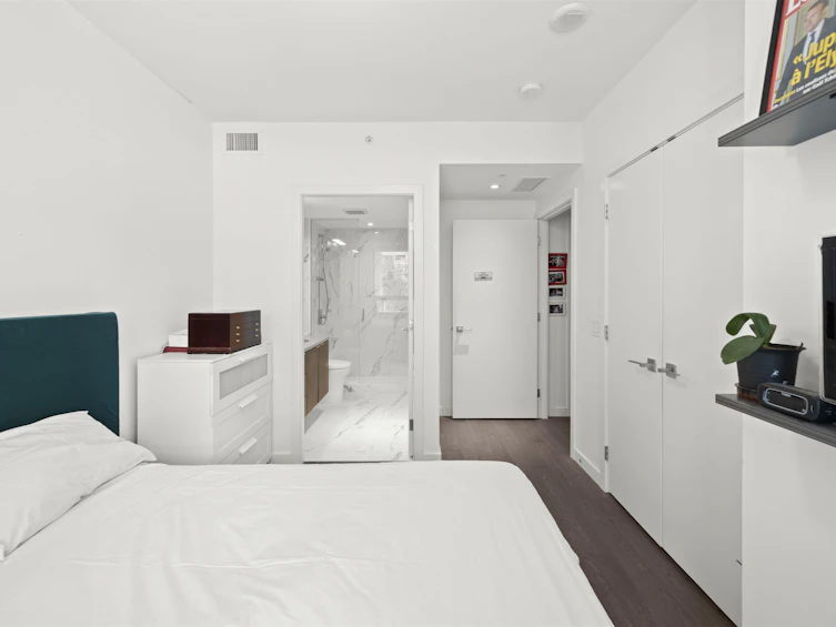 404-1688 Pullman Porter Street, Vancouver, BC, V6A 0H3 - 12