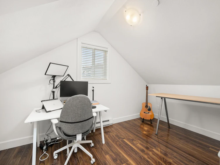 2643 E 8th Avenue, Vancouver, BC, V5M 1W4 - 34