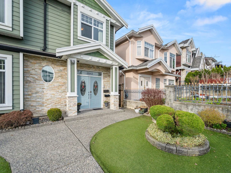 2643 E 8th Avenue, Vancouver, BC, V5M 1W4 - 4