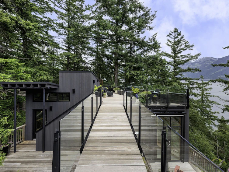 256 Jason Road, Bowen Island, BC, V0N 1G1 - 2