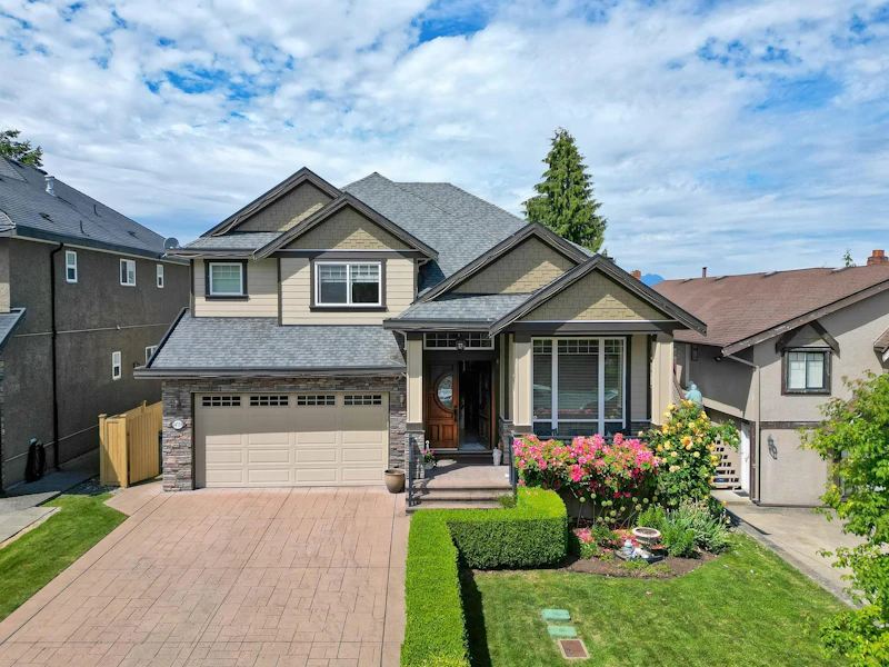 14759 60a Avenue, Surrey BC V3S 3W5