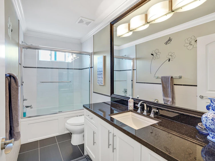14759 60a Avenue, Surrey, BC, V3S 3W5 - 26