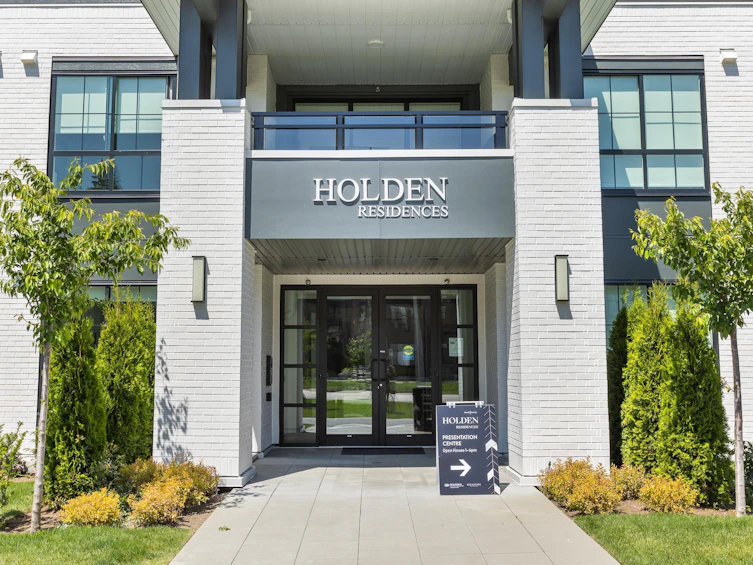 304-2425 166 Street, Surrey, BC, V3S 0B8