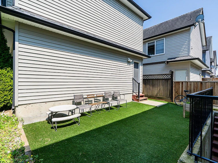 19065 67 Avenue, Surrey, BC, V4N 6A4 - 34