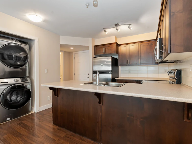 203-9422 Victor Street, Chilliwack, BC, V2P 0B8 - 3