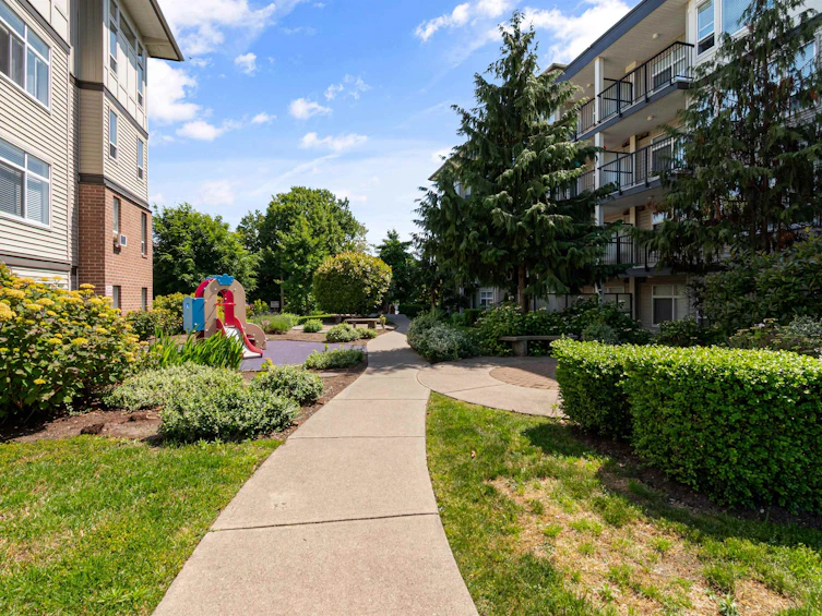 203-9422 Victor Street, Chilliwack, BC, V2P 0B8 - 24
