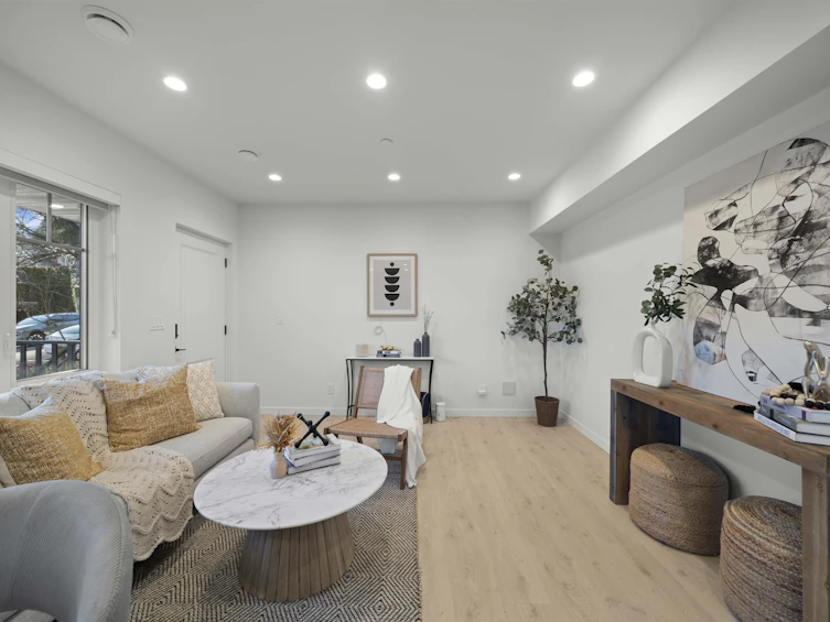 2-3531 Marshall Street, Vancouver, BC, V5N 4S2 - 5