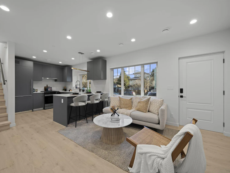 2-3531 Marshall Street, Vancouver, BC, V5N 4S2 - 2