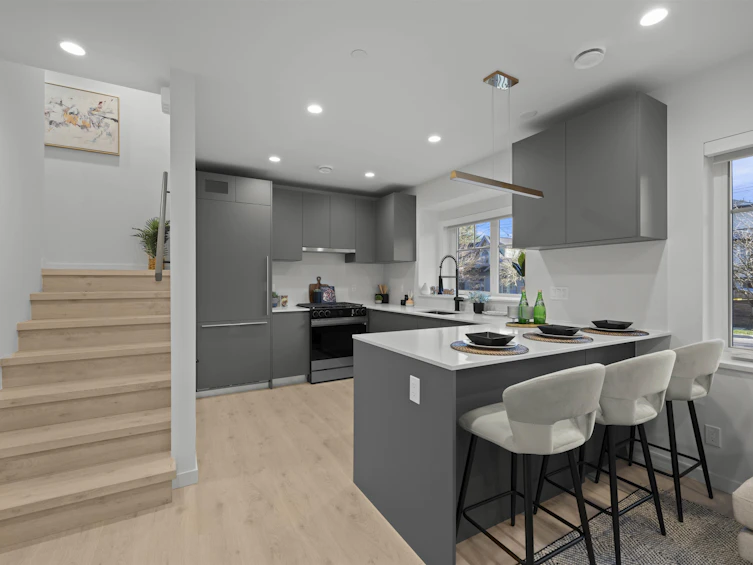 2-3531 Marshall Street, Vancouver, BC, V5N 4S2 - 4