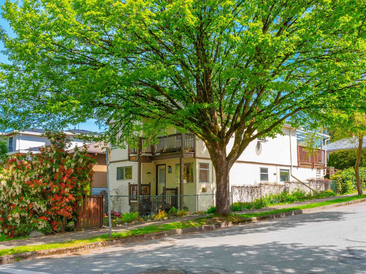 696 Rupert Street, Vancouver, BC, V5K 4K8 - 30